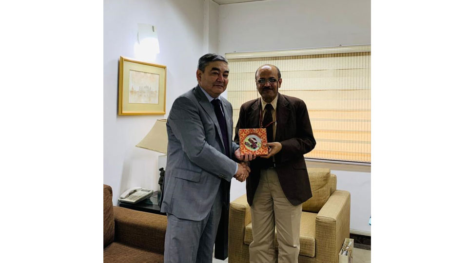 Ambassador of Kazakhstan met with Dean of the Sushma Swaraj Institute of Foreign Service
